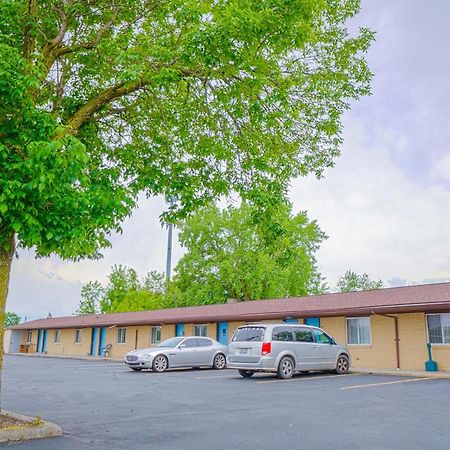 Bay Motel By Oyo Bay City Exterior foto
